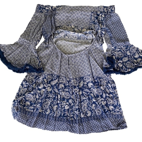 Lulus Dress Off Shoulder Open Back Mini Navy and White Women’s Size XS - Picture 3 of 11